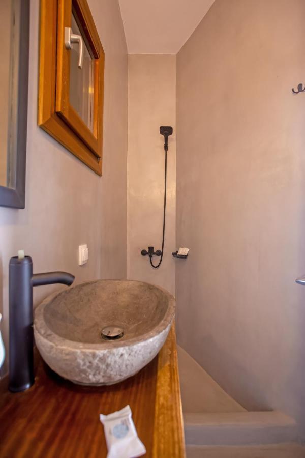 Terra White Seaview Pool Apartments & Suites Mykonos Town Exterior foto